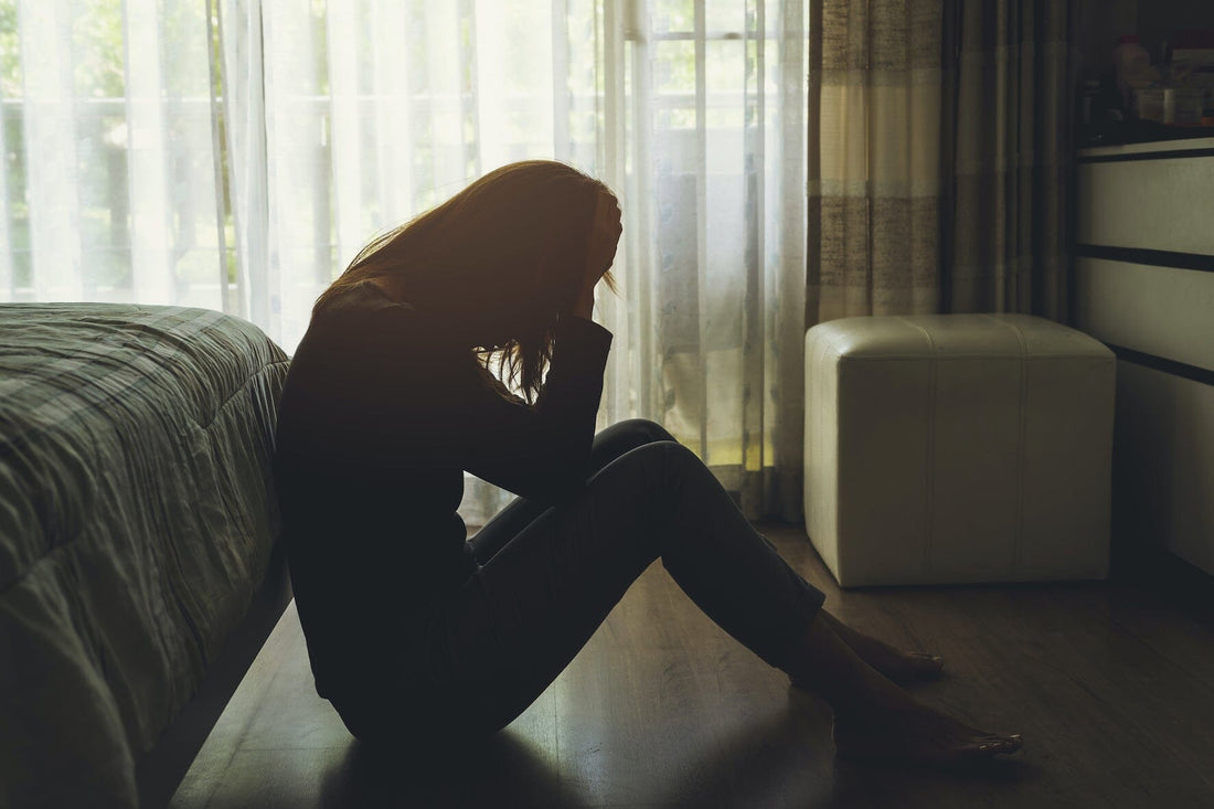 Anxiety vs Depression: How to Tell the Difference & Ways to Cope with Both